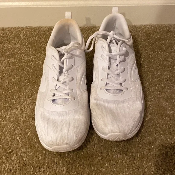 Women’s BCG Layout 2.0 Cheer Shoes White 10 - Picture 2 of 5